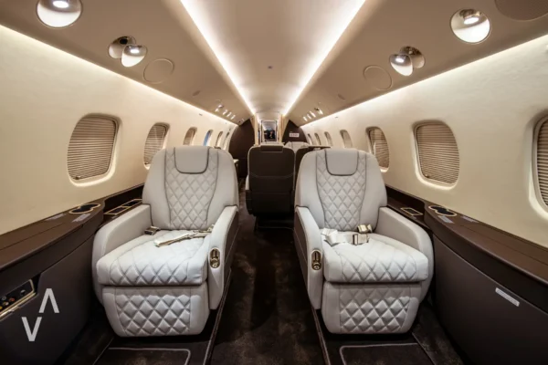 LuxeWing | Embraer 650
