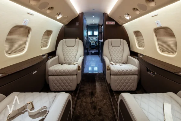 LuxeWing | Embraer 650