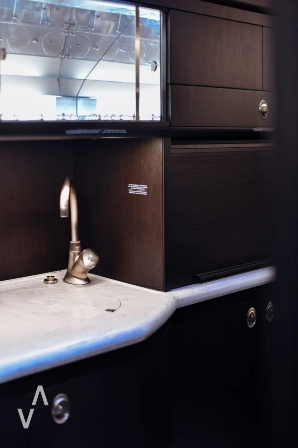 LuxeWing | Embraer 650