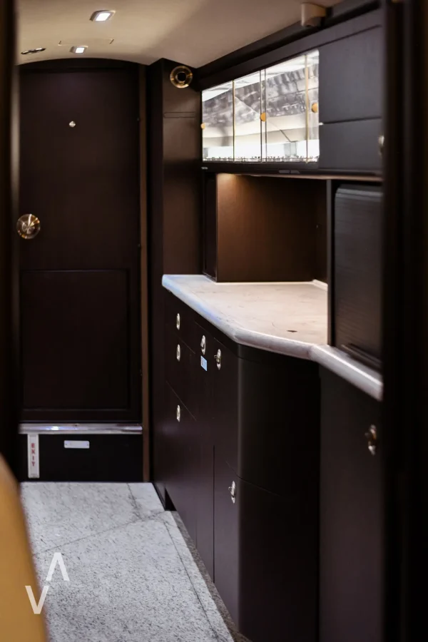 LuxeWing | Embraer 650